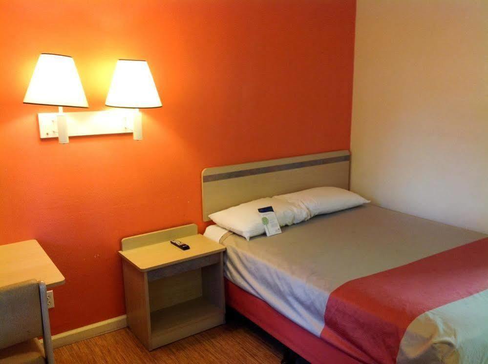 Motel 6-Merced, CA - North Exterior foto